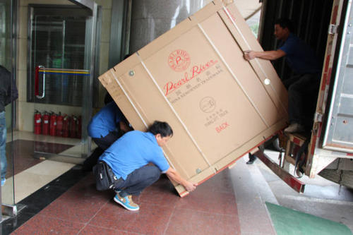 西林钢琴贵重工艺品无忧运
